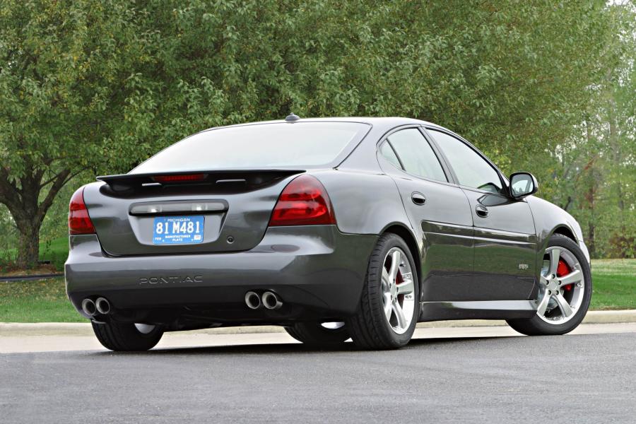  Pontiac Grand Prix GXP 2002 года  (фото 2 из 2)